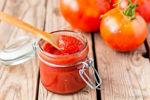 رب گوجه فرنگی نرم با غلظت متعادل و عطر تازه گوجه